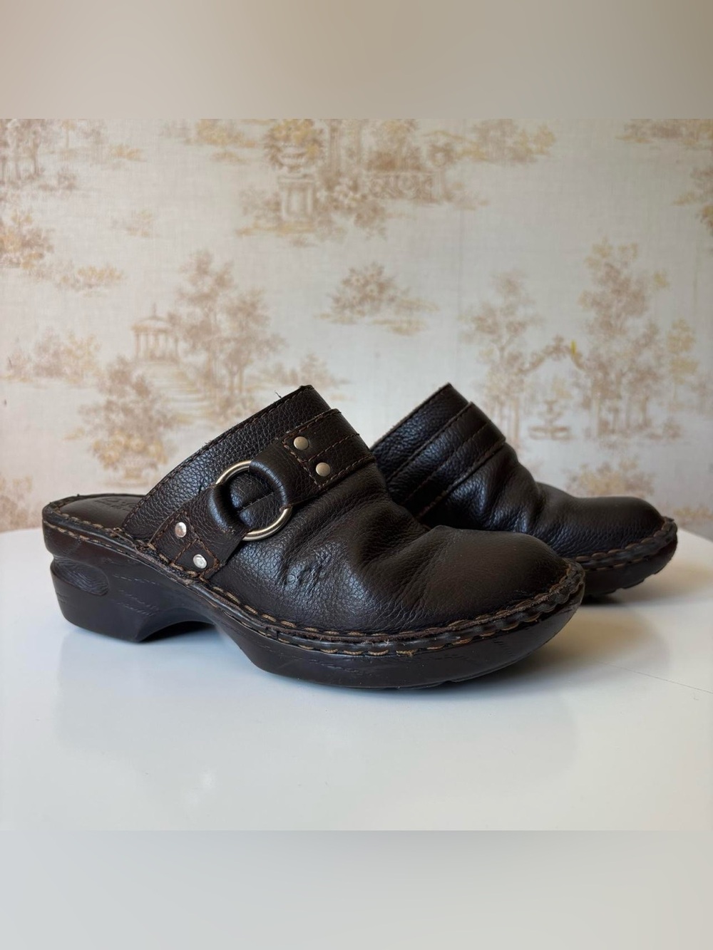 Vintage Y2K B.O.C. Fairycore Dark Brown Leather Clog Mules